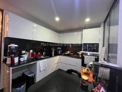 Apartamento de 3 alcobas en venta en Colina Campestre, Bogotá, 162 m² · foto 10 de 19