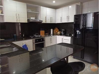 Apartamento de 3 alcobas en venta en Colina Campestre, Bogotá, 173 m² · foto 5 de 19