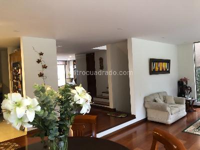 Casa de 3 alcobas en arriendo en Altos De, Bogotá, 600 m² · foto 15 de 20
