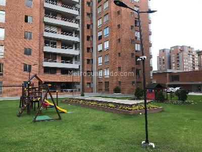 Apartamento de 3 alcobas en venta en Colina Campestre, Bogotá, 140 m² · foto 18 de 20