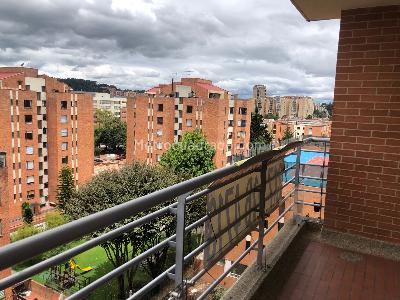Apartamento de 3 alcobas en venta en Colina Campestre, Bogotá, 155 m² · foto 2 de 20