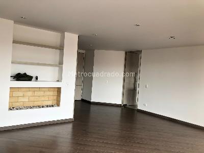 Apartamento de 3 alcobas en venta en Colina Campestre, Bogotá, 155 m² · foto 3 de 20