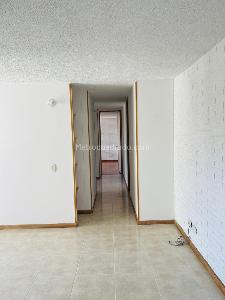 Apartamento de 3 alcobas en venta en La Colina Mazuren, Bogotá, 73 m² · foto 8 de 9