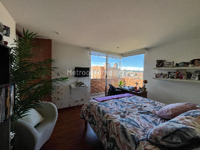 Apartamento de 4 alcobas en venta en Colina Campestre, Bogotá, 249 m² · foto 13 de 20