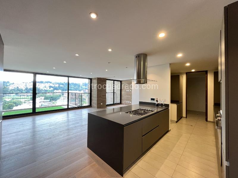 Piso – Bogotá D.C. - Más