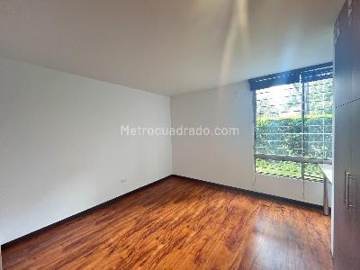 Apartamento de 3 alcobas en venta en Colina Campestre, Bogotá, 176 m² · foto 5 de 19