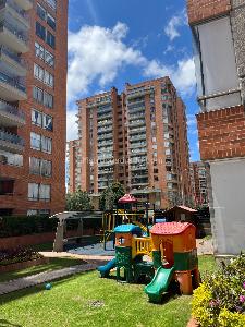 Apartamento de 3 alcobas en venta en Colina Campestre, Bogotá, 152 m² · foto 16 de 19