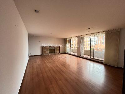 Apartamento de 3 alcobas en venta en Colina Campestre, Bogotá, 182 m² · foto 9 de 20