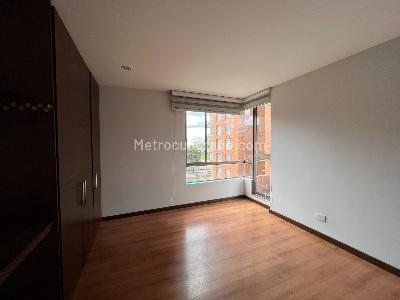 Apartamento de 3 alcobas en venta en Colina Campestre, Bogotá, 182 m² · foto 18 de 20