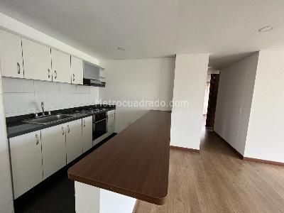 Apartamento de 3 alcobas en venta en Mazuren Colina, Bogotá, 96 m² · foto 7 de 20
