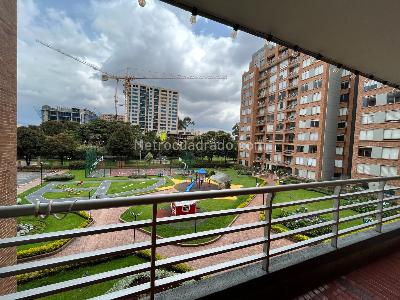 Apartamento de 3 alcobas en venta en Colina Campestre, Bogotá, 173 m² · foto 4 de 20