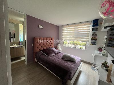 Apartamento de 3 alcobas en venta en Colina Campestre, Bogotá, 173 m² · foto 12 de 20
