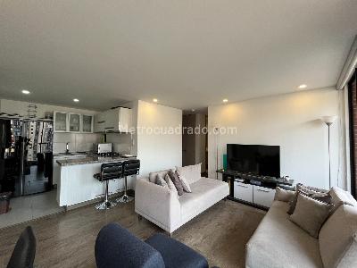 Apartamento de 3 alcobas en venta en Mazuren Colina, Bogotá, 82 m² · foto 3 de 20