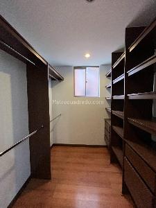 Apartamento de 3 alcobas en venta en Colina Campestre, Bogotá, 182 m² · foto 12 de 20