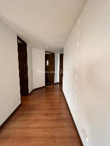 Apartamento de 3 alcobas en venta en Colina Campestre, Bogotá, 182 m² · foto 9 de 20