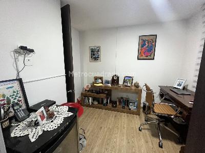 Apartamento de 3 alcobas en venta en Mazuren Colina, Bogotá, 134 m² · foto 11 de 19