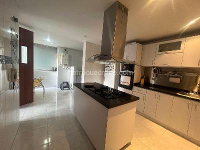 Apartamento de 3 alcobas en venta en Colina Campestre, Bogotá, 132 m² · foto 6 de 20