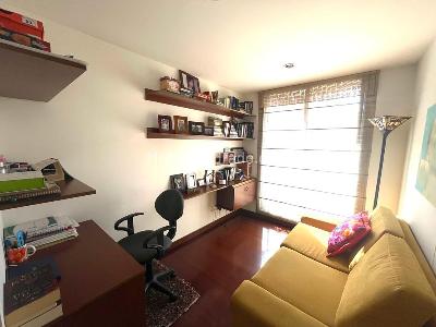 Apartamento de 3 alcobas en venta en Colina Campestre, Bogotá, 132 m² · foto 10 de 20