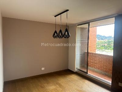 Apartamento de 3 alcobas en venta en Colina Campestre, Bogotá, 135 m² · foto 3 de 20