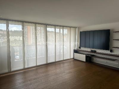 Apartamento de 3 alcobas en venta en Colina Campestre, Bogotá, 135 m² · foto 4 de 20
