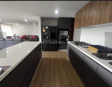Apartamento de 3 alcobas en venta en Alejandria, Bogotá, 144 m² · foto 3 de 20