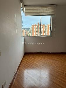 Apartamento de 3 alcobas en venta en Mazuren Colina, Bogotá, 90 m² · foto 14 de 18