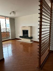Apartamento de 3 alcobas en venta en Mazuren Colina, Bogotá, 90 m² · foto 4 de 18