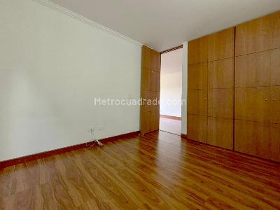 Apartamento de 3 alcobas en venta en Colina Campestre Iii, Bogotá, 123 m² · foto 11 de 20