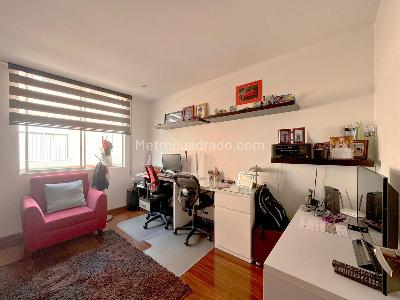 Apartamento de 3 alcobas en venta en Colina Campestre Gilmar, Bogotá, 173 m² · foto 8 de 20