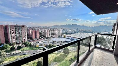 Apartamento de 3 alcobas en venta en Colina Campestre, Bogotá, 115 m² · foto 2 de 19
