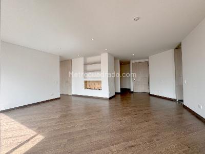 Apartamento de 3 alcobas en venta en Colina Campestre, Bogotá, 162 m² · foto 3 de 20
