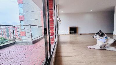 Apartamento de 3 alcobas en venta en Colina Campestre, Bogotá, 152 m² · foto 2 de 20