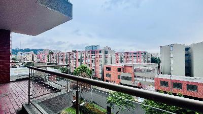 Apartamento de 3 alcobas en venta en Colina Campestre, Bogotá, 152 m² · foto 1 de 20