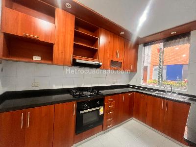 Casa de 3 alcobas en venta en Colina Campestre, Bogotá, 204 m² · foto 17 de 19