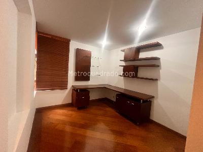 Casa de 3 alcobas en venta en Colina Campestre, Bogotá, 204 m² · foto 5 de 19