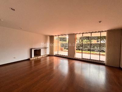 Apartamento de 3 alcobas en venta en Colina Campestre, Bogotá, 177 m² · foto 2 de 17
