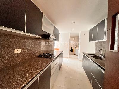 Apartamento de 3 alcobas en venta en Colina Campestre, Bogotá, 177 m² · foto 7 de 17