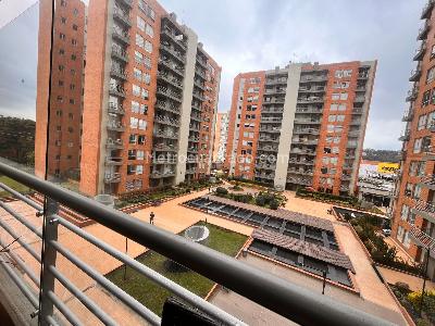 Apartamento de 3 alcobas en venta en Colina Campestre, Bogotá, 135 m² · foto 2 de 20