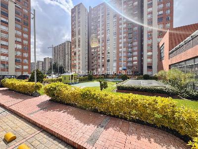 Apartamento de 3 alcobas en venta en Colina Gratamira, Bogotá, 116 m² · foto 11 de 19