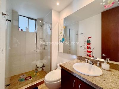 Apartamento de 3 alcobas en venta en Colina Gratamira, Bogotá, 116 m² · foto 14 de 19