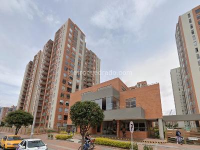 Apartamento de 3 alcobas en venta en Colina Gratamira, Bogotá, 116 m² · foto 18 de 19