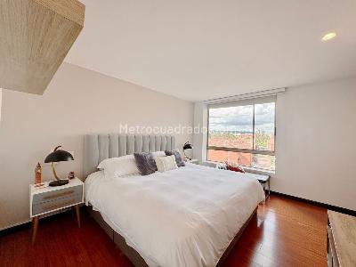 Apartamento de 3 alcobas en venta en Colina Gratamira, Bogotá, 116 m² · foto 5 de 19