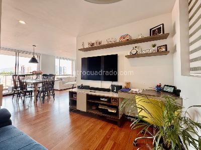 Apartamento de 3 alcobas en venta en Colina Gratamira, Bogotá, 116 m² · foto 3 de 19