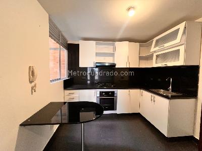 Apartamento de 3 alcobas en venta en Colina Campestre Athenas, Bogotá, 120 m² · foto 16 de 20