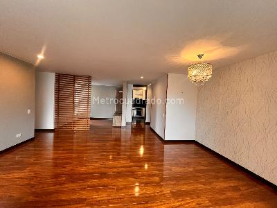 Apartamento de 3 alcobas en venta en Colina Campestre Athenas, Bogotá, 120 m² · foto 7 de 20
