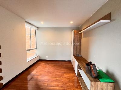 Apartamento de 3 alcobas en venta en Colina Campestre Athenas, Bogotá, 120 m² · foto 8 de 20