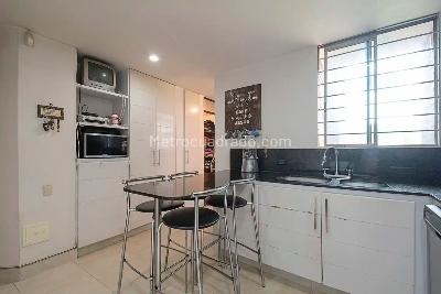 Apartamento de 3 alcobas en venta en Colina Campestre Athenas, Bogotá, 180 m² · foto 10 de 13