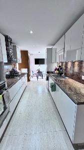 Apartamento de 3 alcobas en venta en Cerros Altos De Suba, Bogotá, 225 m² · foto 11 de 20