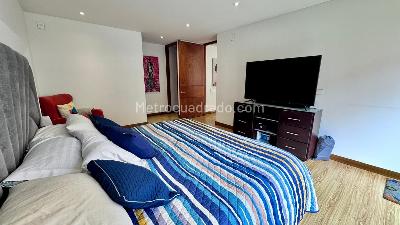 Apartamento de 3 alcobas en venta en Cerros Altos De Suba, Bogotá, 224 m² · foto 18 de 20