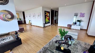 Apartamento de 3 alcobas en venta en Cerros Altos De Suba, Bogotá, 224 m² · foto 5 de 20
